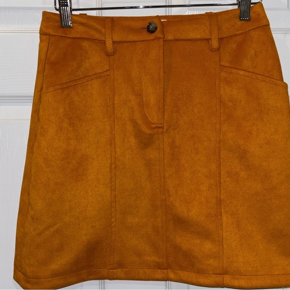Philosophy Dresses & Skirts - Philosophy faux suede mustard yellow mini skirt
SZ2​​